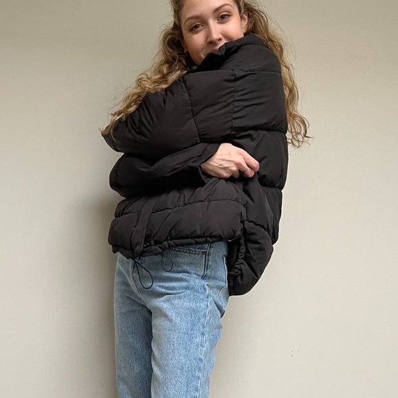 Urban Outfitters Black Cropped Puffy Jacket Size S - Picture 7 of 7
